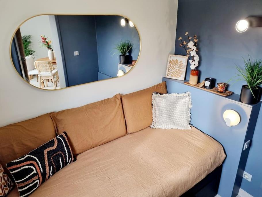 Le Poete - Confort - Parking Prive - Wifi Apartment