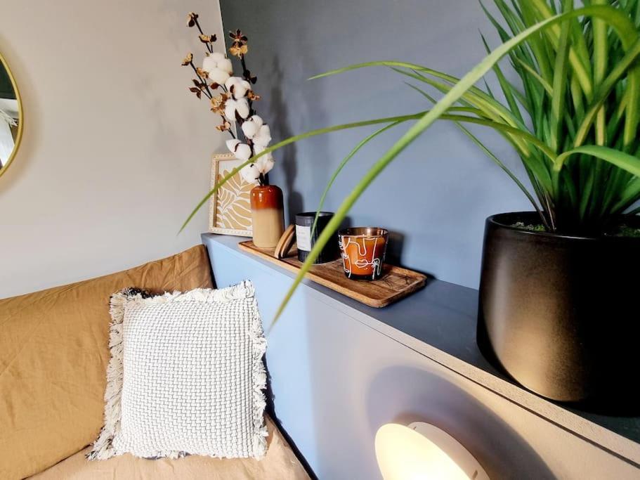 Le Poete - Confort - Parking Prive - Wifi Apartment *