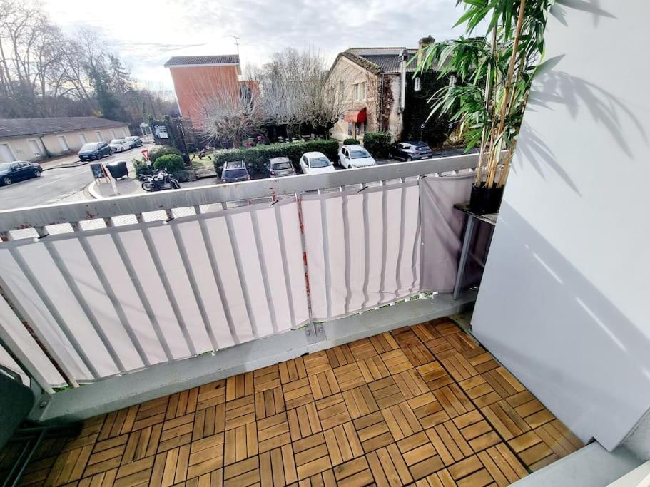 Le Poete - Confort - Parking Prive - Wifi Apartment *